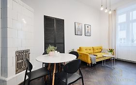 Royal Style Apartment